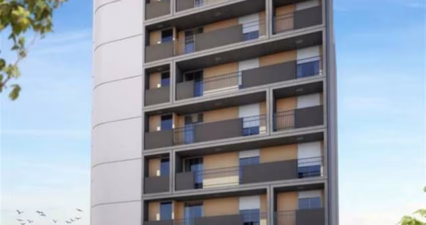 Excelente localização!  Apartamentos com 02 dormitórios (sendo 01 suíte), sala para 02 ambientes com sacada, cozinha com churrasqueira, banheiro social e opção de garagem para 01 ou 02 carros.  Gás ce