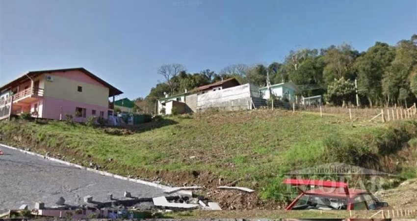 Excelente terreno de esquina medindo 15,36 x 27,67= 434,68m.  Confira!