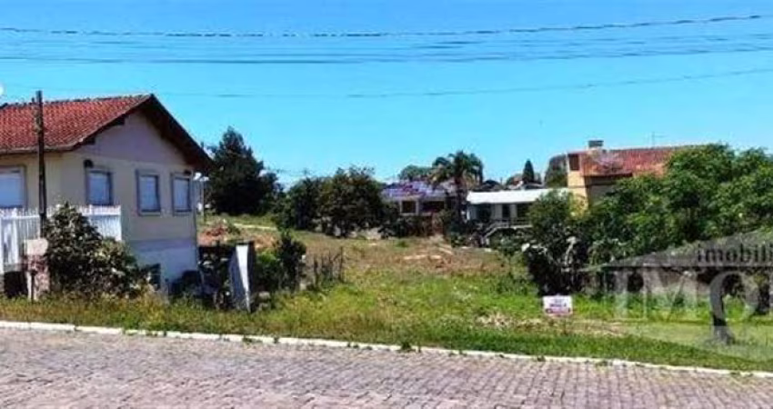 Dois terrenos, situados na Rua Deolindo Varisco, com 12 m de frente e uma área total de 360 m cada lote, podendo ser vendidos juntos ou  separadamente. O preço refere-se a cada unidade.