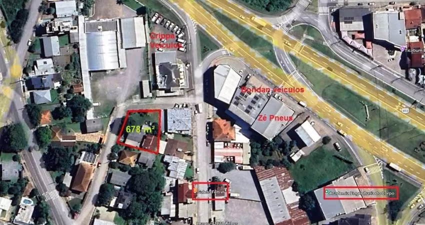 Terreno de esquina com 678,15m em um dos bairros mais valorizados de Farroupilha.