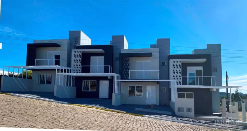 Excelente Sobrado de esquina com: 3 dormitórios, (1 suite), sala e cozinha em conceito aberto, banheiro, lavabo, área de serviço, duas sacadas, churrasqueira, esperas para água quente e split, estacio