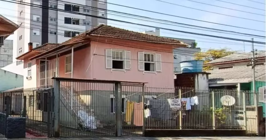 Casa à venda no Panazzolo, Caxias do Sul 