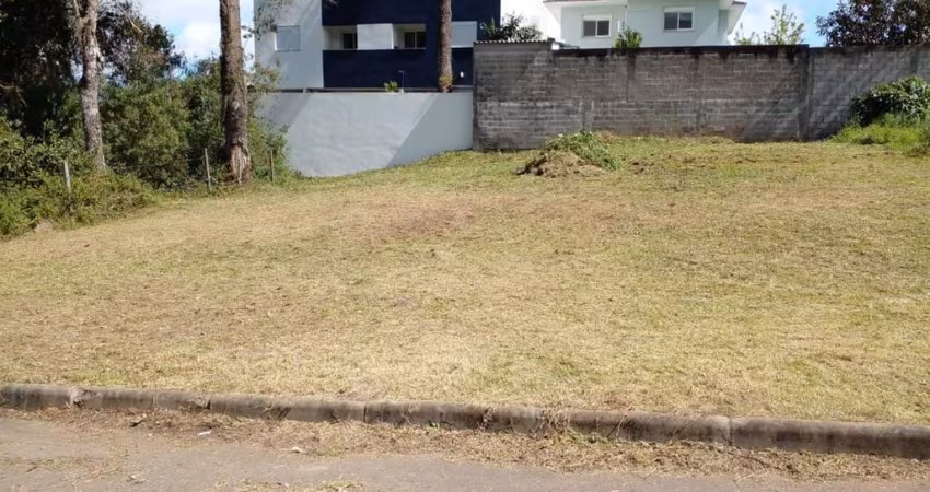 Excelente terreno plano em ótima localização no B. São Luiz! Ótima Posição Solar - Frente Leste!  Área total: 329,86m.   Confira!!