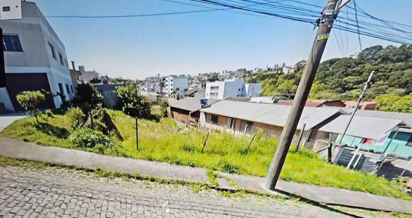 Terreno à venda no Cruzeiro, Caxias do Sul 