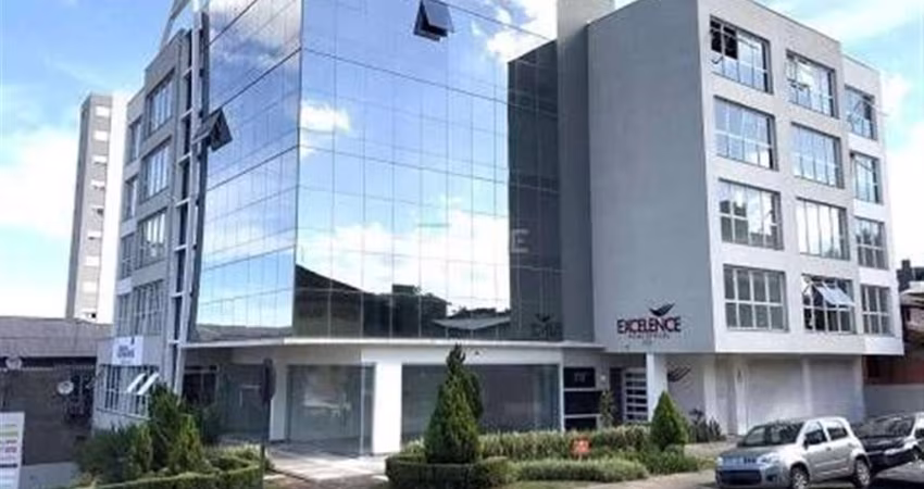 Excelente Sala Aérea no Bairro Panazzolo!! Em ótima localização e posição solar! Com 01 vaga de garagem.  Edifício com infraestrutura completa! Conta com elevador, sistema de segurança planejado, circ