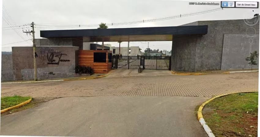 Localizado dentro do Condomínio Residencial Vila Toscana, no bairro Vicentina, em Farroupilha, este terreno amplo e bem localizado é o lugar perfeito para construir a casa dos seus sonhos. Com uma áre