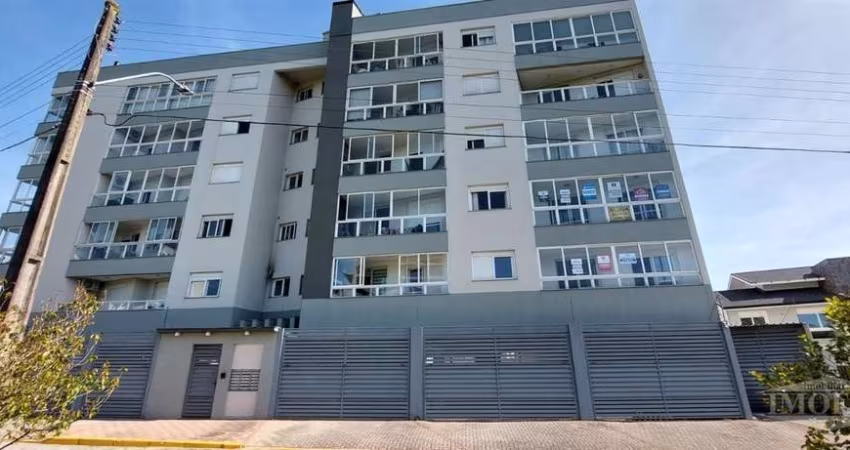 Localizado no Centro de Farroupilha, este belíssimo apartamento de 2 dormitórios, sendo 1 suíte, é perfeito para quem busca conforto e praticidade. Com uma área total de 104m² e privativa de 88m², o i