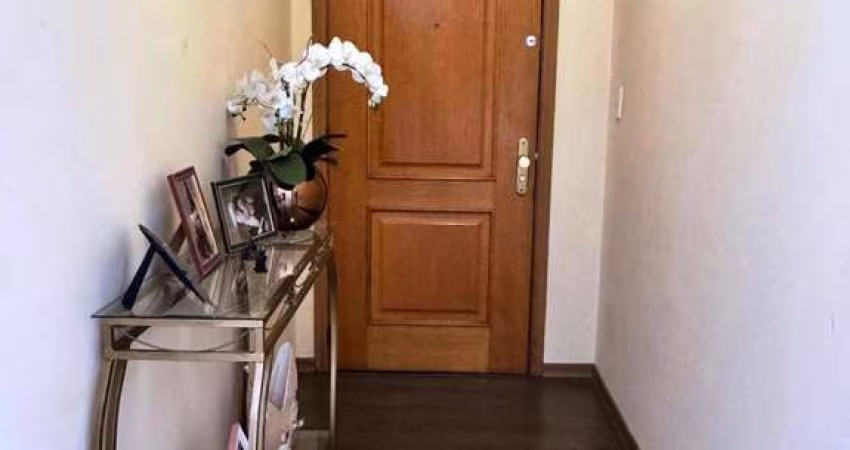 Localizado no coração de Farroupilha, este belo apartamento de 3 dormitórios, sendo 1 suíte, é ideal para quem busca conforto e praticidade. Com uma área total de 138,91m² e área privativa de 111,83m²