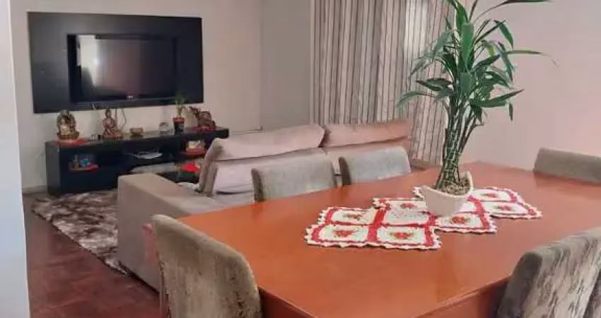 Casa com 9 quartos à venda no Pio X, Caxias do Sul 