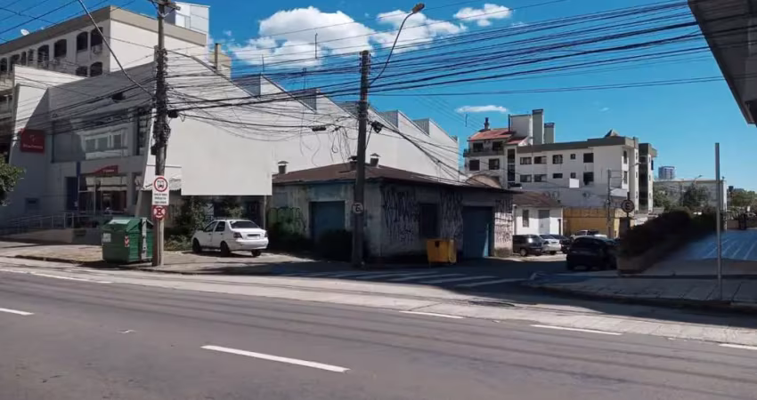 Terreno à venda no Pio X, Caxias do Sul 