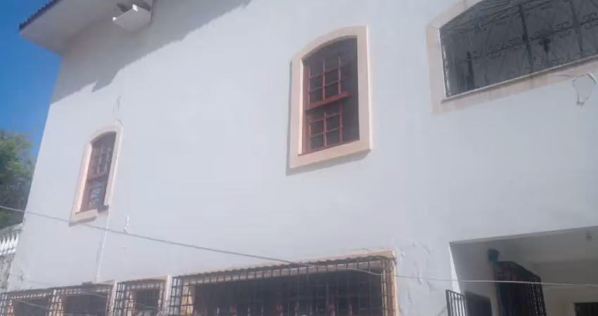 Casa com 3 quartos à venda na Rua Doutor Mário Rego dos Santos, 44, Vila Laura, Salvador
