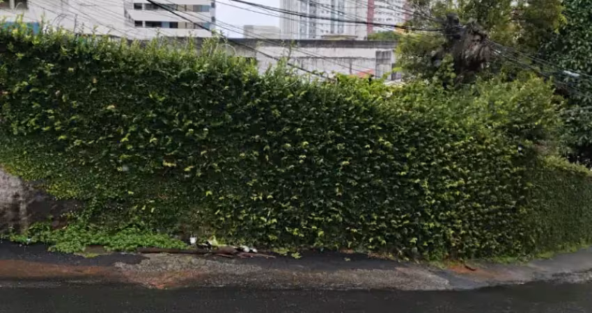 Casa comercial com 8 salas à venda na Rua Lalita Costa, 404, Matatu, Salvador