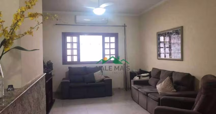 Casa com 3 dormitórios à venda, 250 m² por R$ 1.750.000,00 - Jardim Paraíba - Aparecida/SP