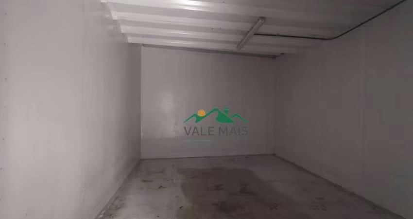 Galpão à venda, 600 m² por R$ 2.200.000,00 - Aroeira - Guaratinguetá/SP