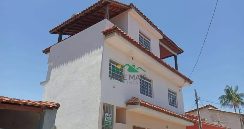 Casa com 3 dormitórios para alugar, 66 m² por R$ 1.140,00/mês - Rocinha - Guaratinguetá/SP