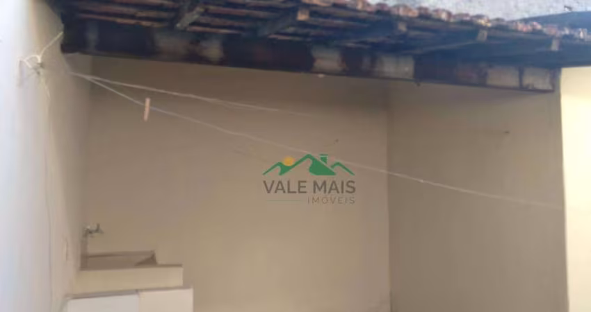Casa com 2 dormitórios à venda, 103 m² por R$ 270.000,00 - Vila Hepacare - Lorena/SP