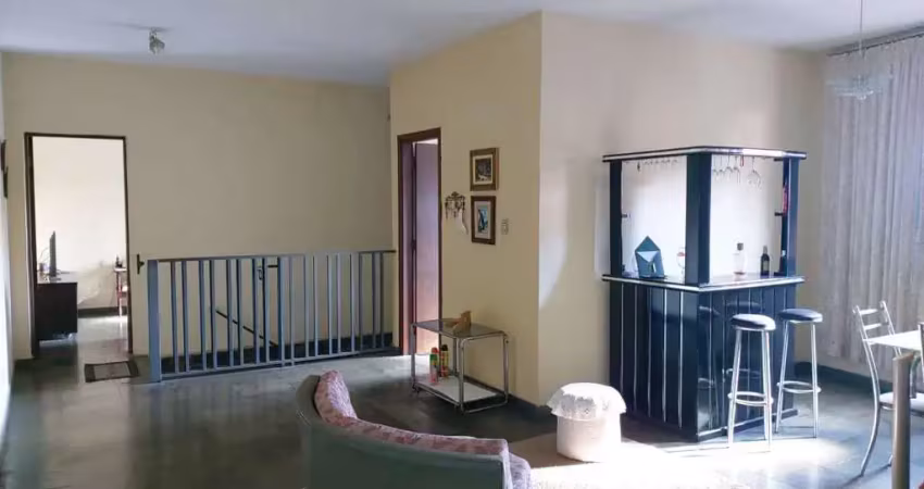 Casa com 2 dormitórios à venda, 218 m² por r$ 600.000 - campinho - guaratinguetá/sp