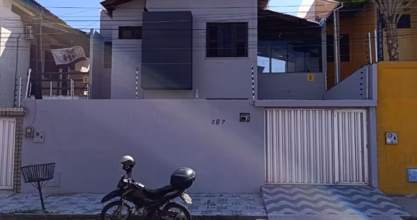 EXCELENTE CASA DUPLEX