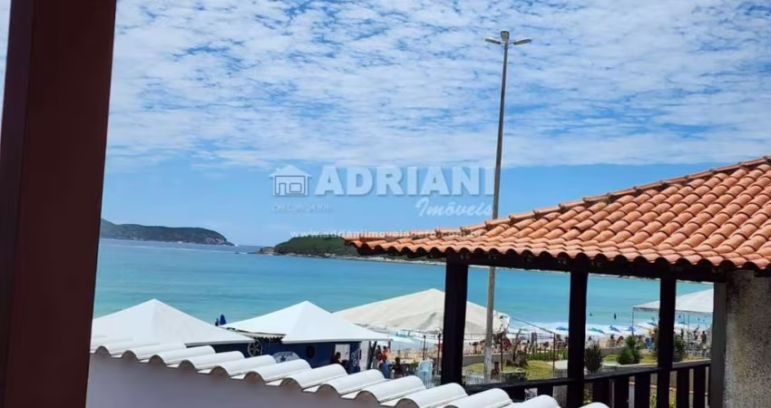 Cód.: 062 Casa em condomínio, 3 quartos, Temporada, Frente à Praia, Peró, Cabo Frio - RJ