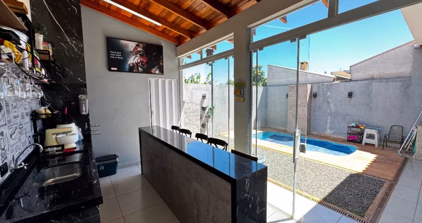 Lindíssima casa Jardim Oriental Maringá Pr