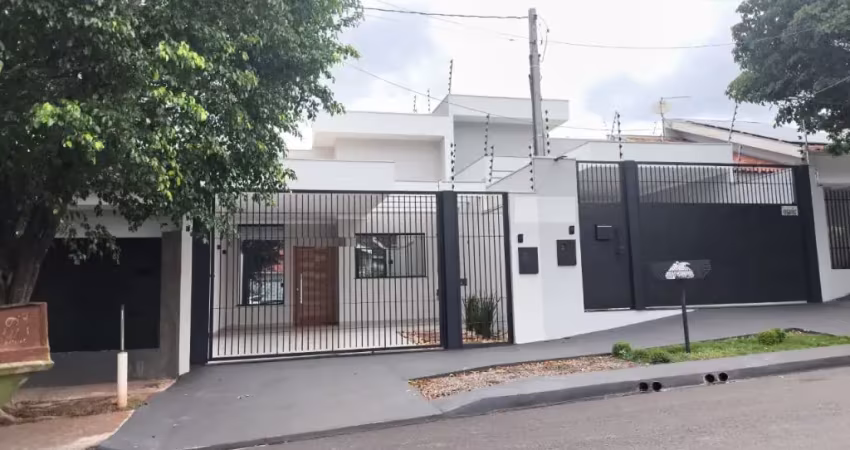 Casa com 3 quartos à venda no Jardim Itália II, Maringá 