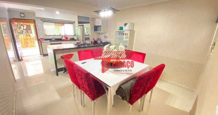 Sobrado com 3 dormitórios à venda, 240 m² por R$ 1.010.000,00 - Vila Pires - Santo André/SP