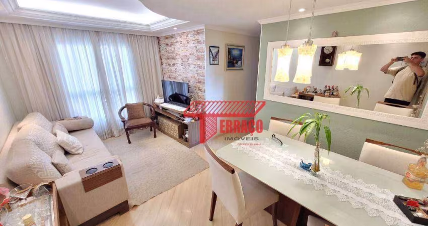 Apartamento com 2 dormitórios à venda, 57 m² por R$ 296.000,00 - Vila Lutécia - Santo André/SP