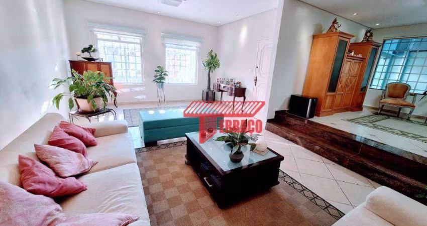 Sobrado com 4 dormitórios à venda, 274 m² por R$ 1.160.000,00 - Vila Marina - Santo André/SP