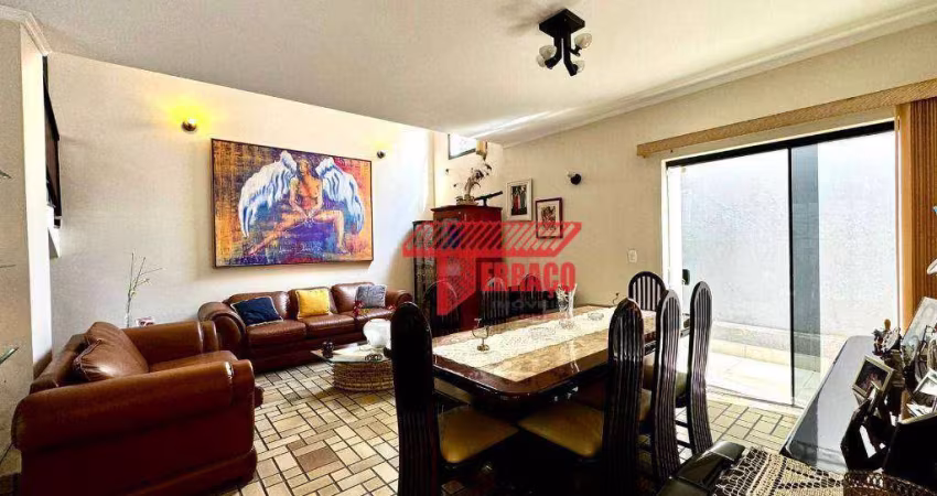 Sobrado com 3 dormitórios à venda, 297 m²  - Vila Pires - Santo André/SP