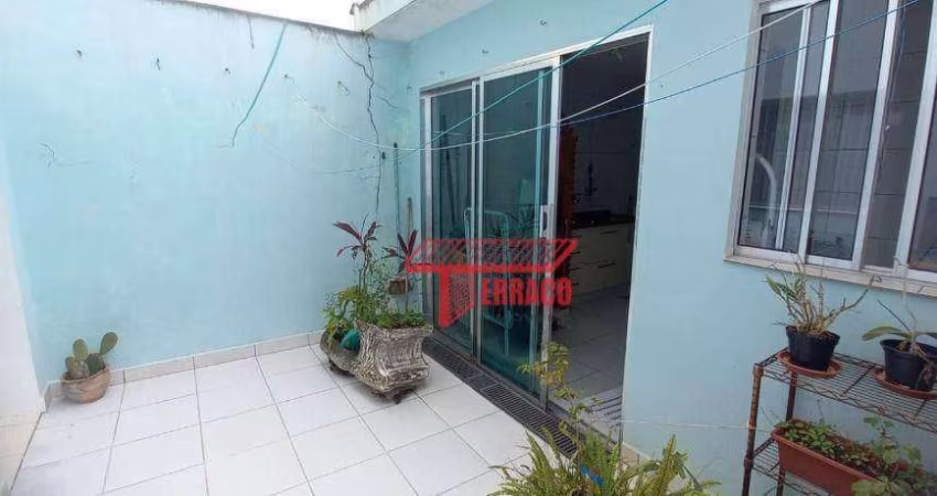 Sobrado com 2 dormitórios à venda, 144 m² por R$ 595.000,00 - Vila Cecília Maria - Santo André/SP