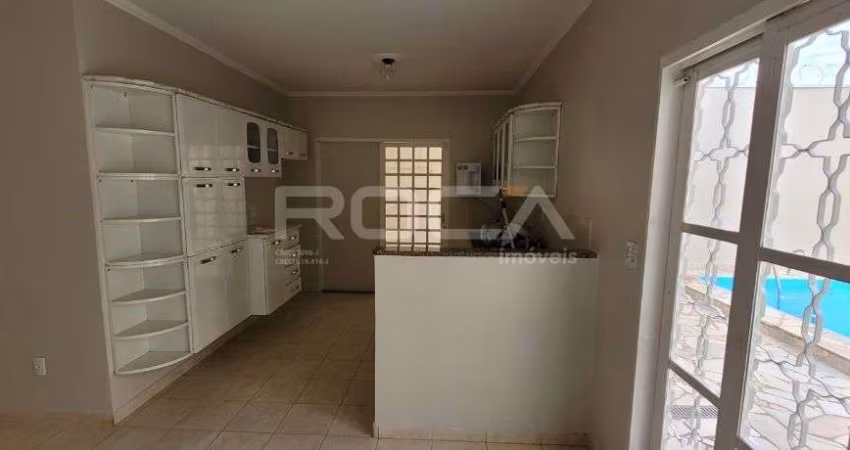 Casa à venda no Jardim Interlagos, Ribeirão Preto - 2 dormitórios, 2 garagens cobertas