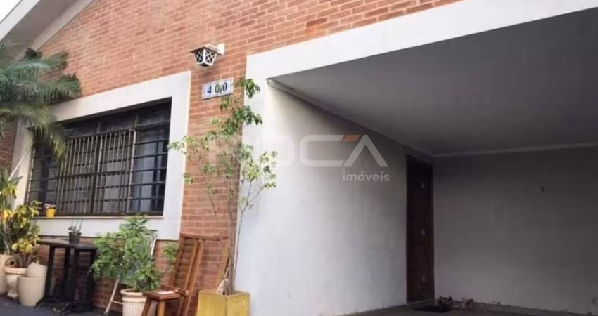 Casa à venda no Jardim Macedo, Ribeirão Preto: 3 dormitórios, 2 suítes, e muito mais!