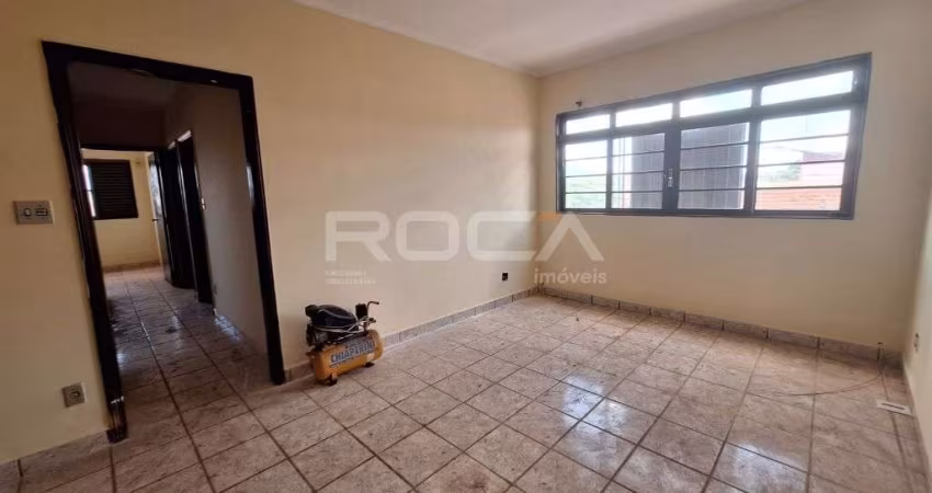 Casa para alugar com 3 quartos no bairro Vila Tibério, em Ribeirão Preto.
