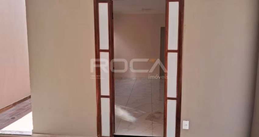 Casa à venda com 2 dormitórios no bairro José Sampaio em Ribeirão Preto.
