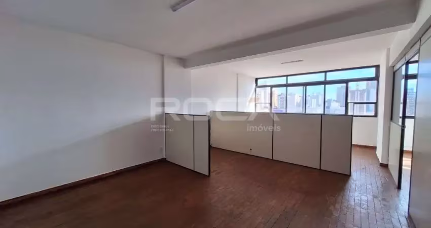 Sala comercial à venda com 77m² de área útil no centro, em ribeirão preto
