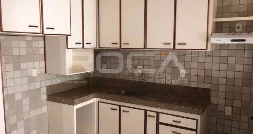Casa com Sobrado à venda com 3 dormitórios no bairro Vila Seixas, em Ribeirão Preto.