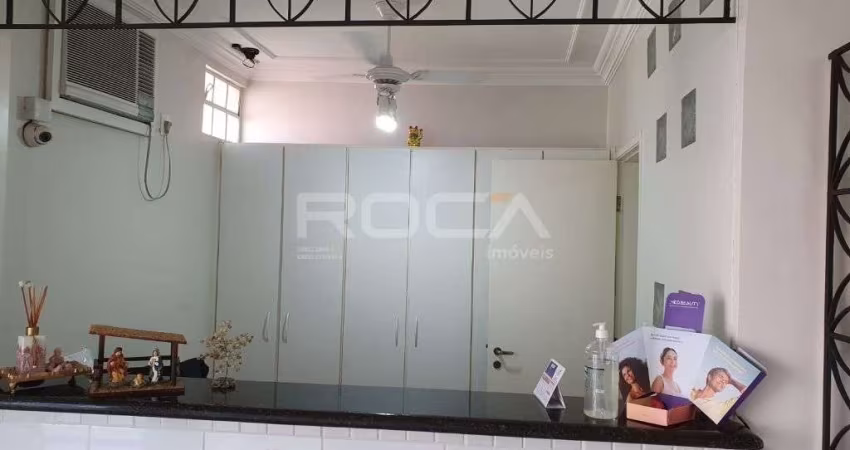 Ponto comercial para venda e locação com 5 salas no Centro de Ribeirão Preto.