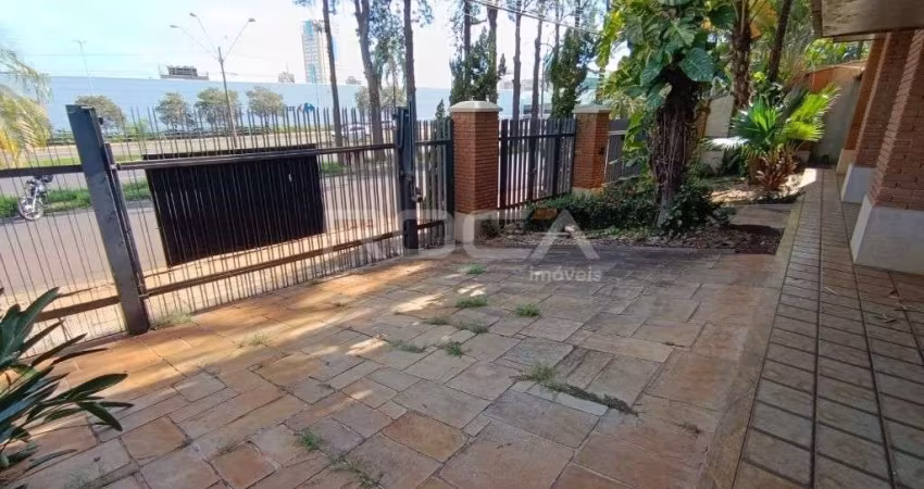 Sobrado para locação com 3 quartos sendo 3 suítes no bairro Jardim Canadá, em Ribeirão Preto.