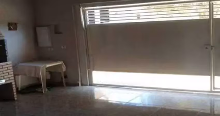 Casa com 2 quartos à venda no Jardim Guanabara, Americana 