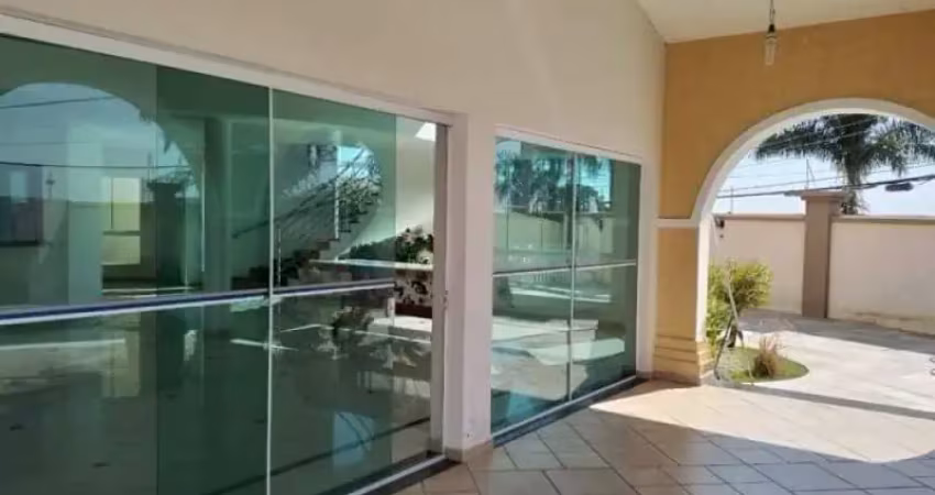 Casa comercial à venda no Residencial Vale das Nogueiras, Americana 