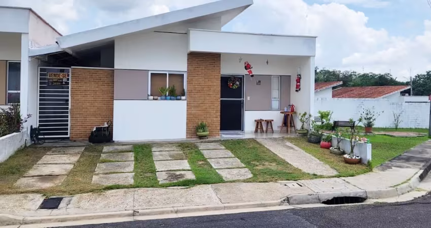 Vendo casa térrea de esquina com 02 suítes próximo a torquato