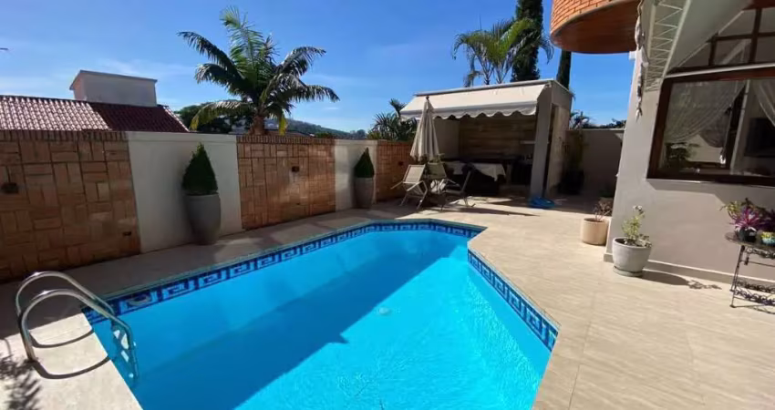 Casa em condomínio fechado com 4 quartos à venda na Araras, 129, Alphaville, Santana de Parnaíba