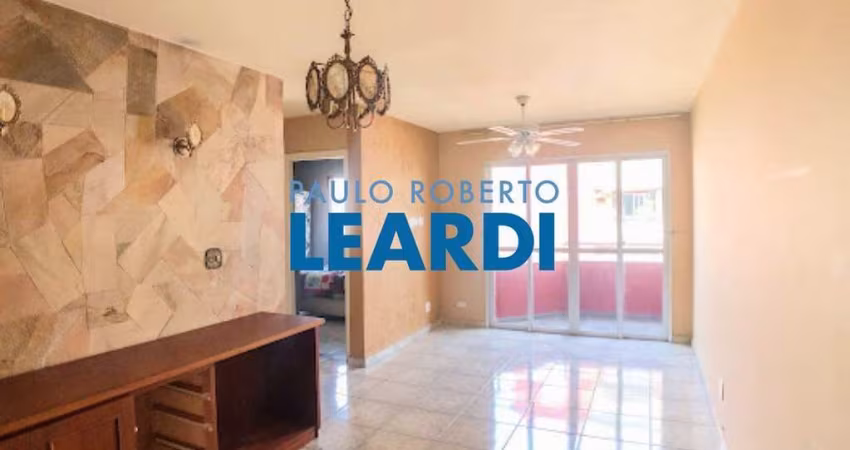 Apartamento à venda na Avenida Álvaro Machado Pedrosa, 186, Parada Inglesa, São Paulo