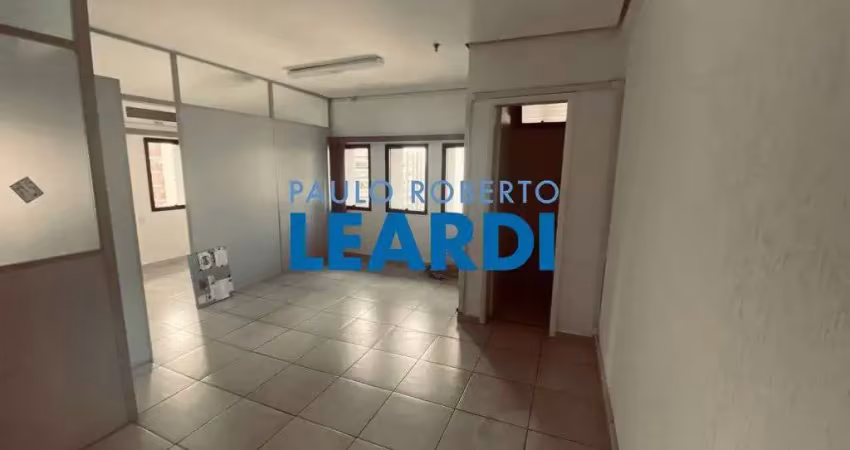 Sala comercial à venda na Rua Turiassu, 390, Perdizes, São Paulo