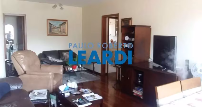 Apartamento à venda na Rua Pio XI, 1632, Alto da Lapa, São Paulo
