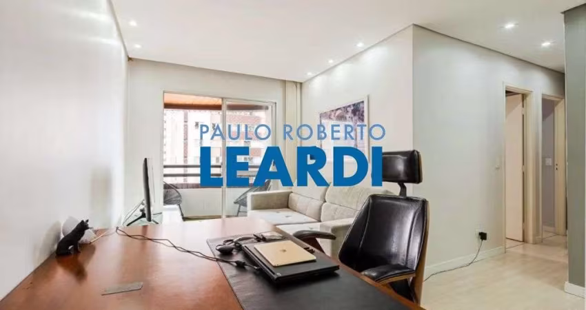 Apartamento à venda na Rua Dom Constantino Barradas, 120, Saúde, São Paulo