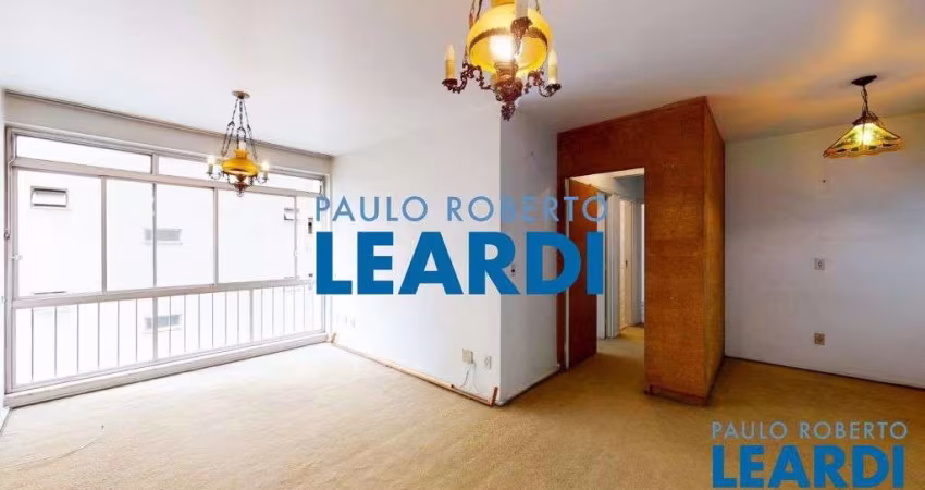 Apartamento à venda na Rua Tabapuã, 146, Itaim Bibi, São Paulo