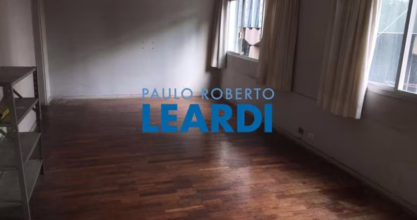 Apartamento à venda na Rua Henrique Monteiro, 167, Pinheiros, São Paulo