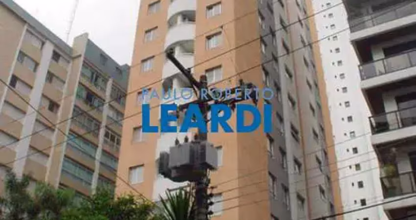 Apartamento à venda na Rua Loureiro da Cruz, 354, Aclimação, São Paulo