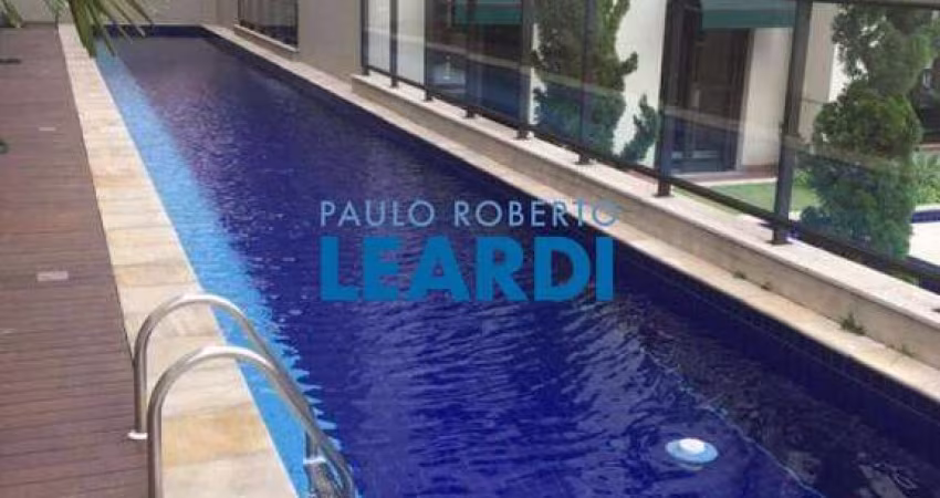 Apartamento à venda na Rua Dom João V, 610, Lapa, São Paulo
